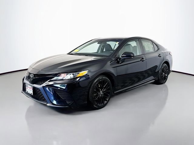 Certified 2019 Toyota Camry SE FWD image 2