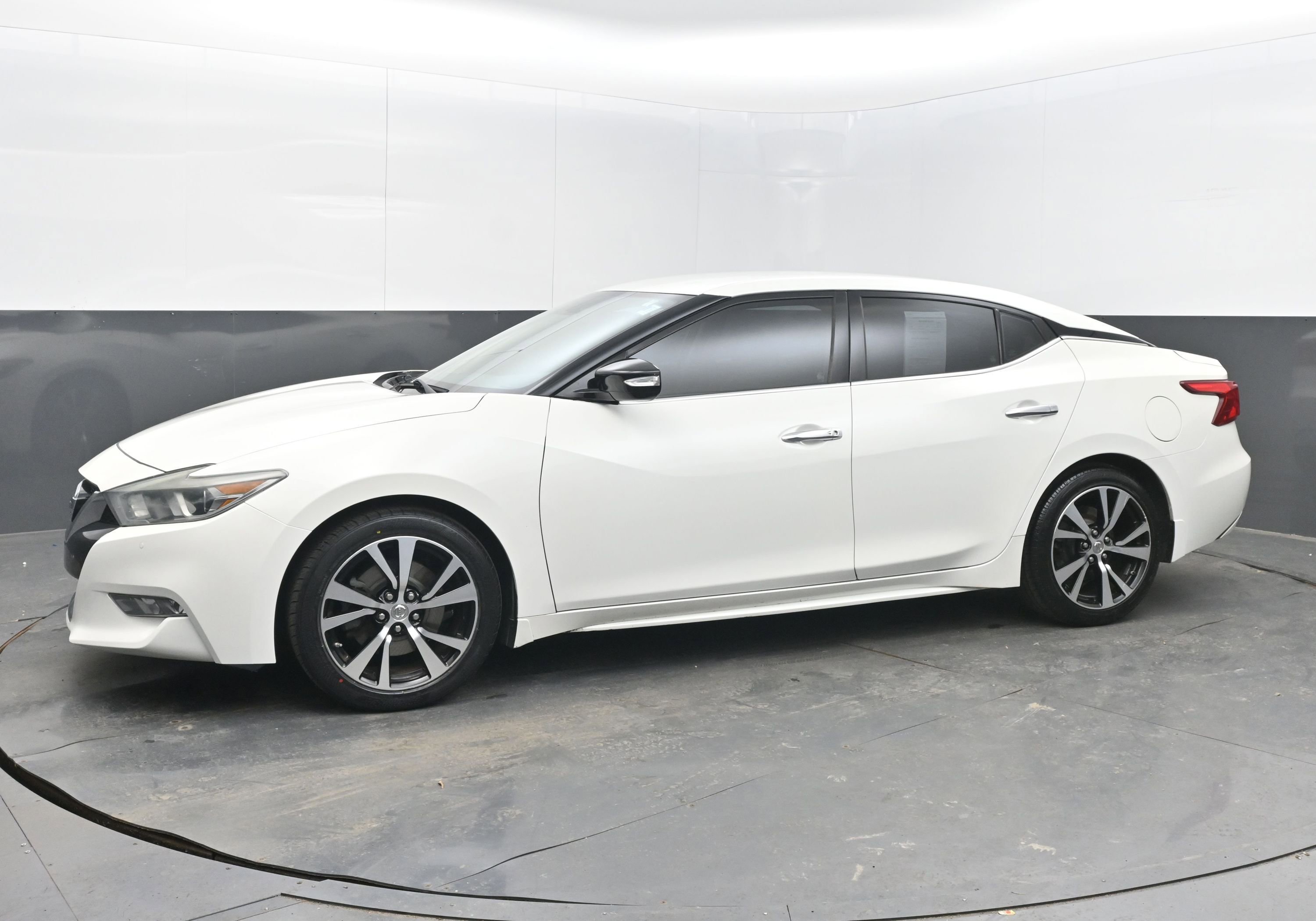 Used 2018 Nissan Maxima 3.5 SV image 4