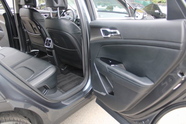 Used 2023 Kia Sportage EX image 19