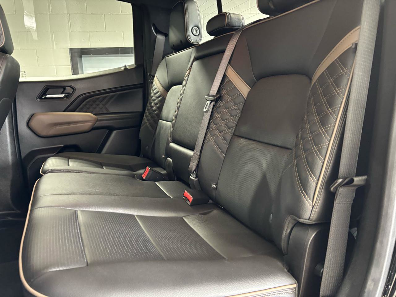 Used 2023 GMC Canyon Denali AWD/4WD image 32