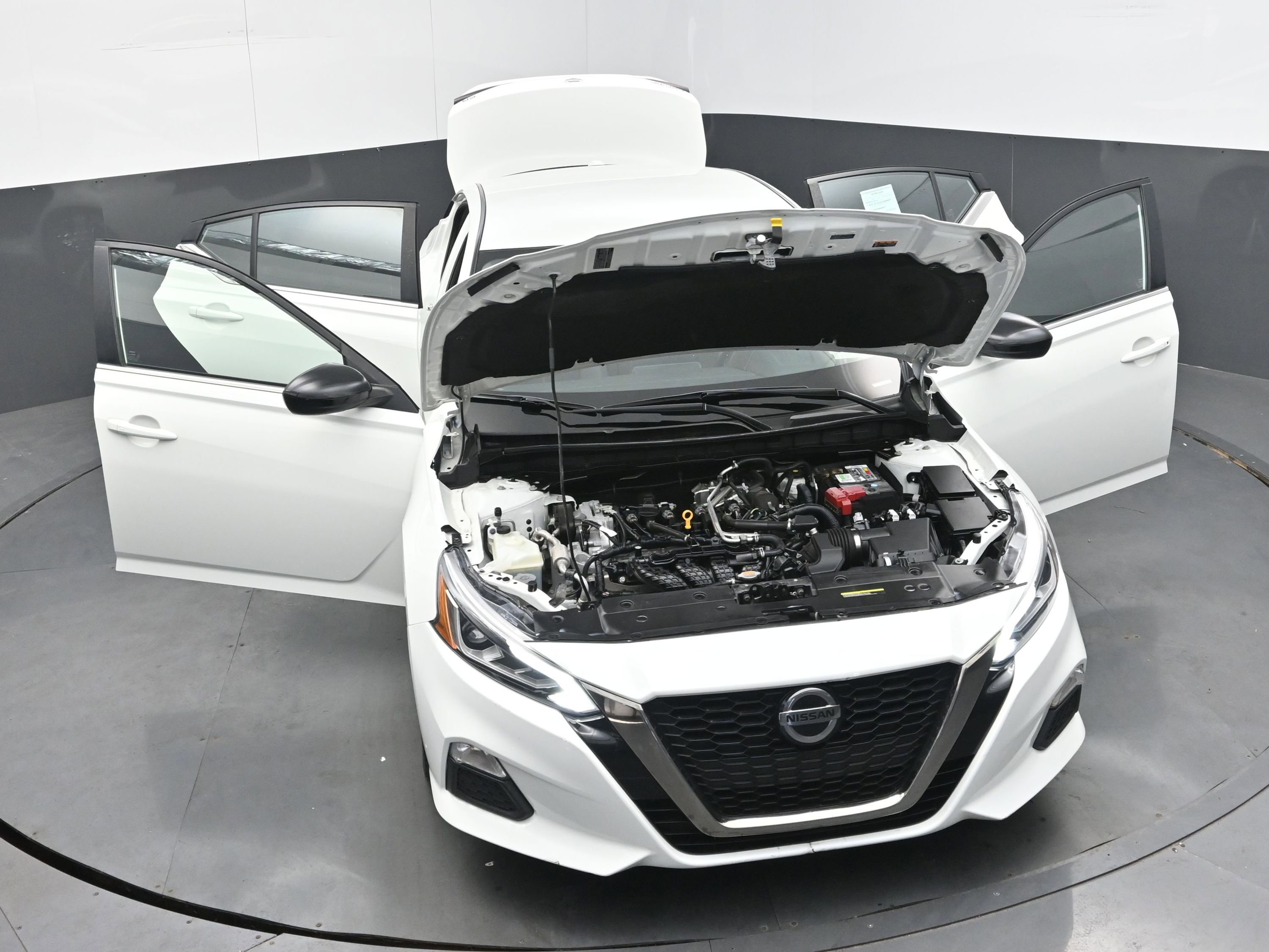 Used 2022 Nissan Altima 2.5 SR image 38
