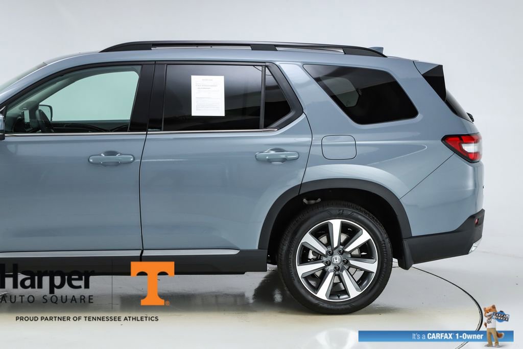 Used 2025 Honda Pilot Elite image 43