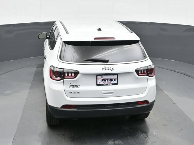 Used 2025 Jeep Compass Sport AWD/4WD image 29