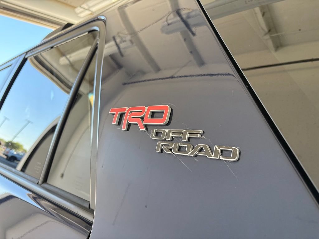 Used 2018 Toyota 4Runner TRD Off-Road AWD/4WD image 24