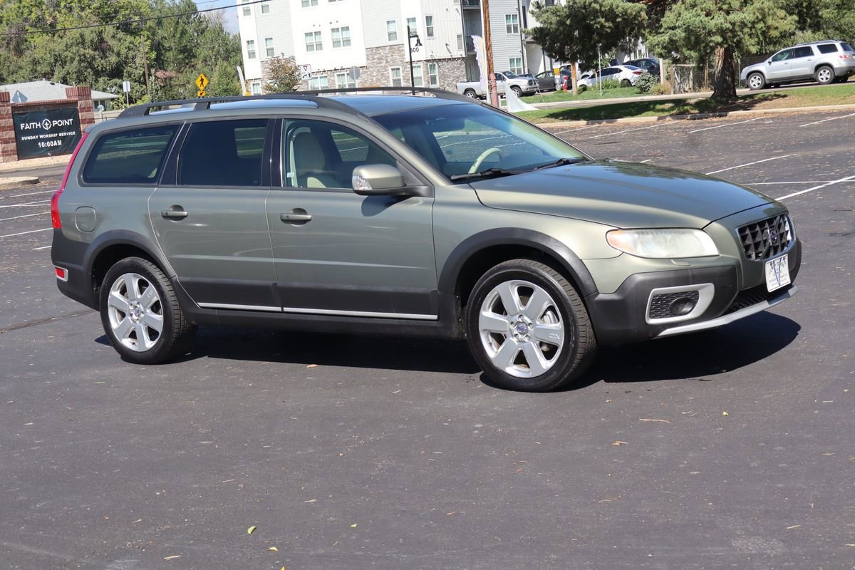 Used 2009 Volvo XC70 T6 image 2
