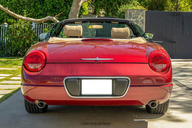 Used 2004 Ford Thunderbird Deluxe image 7