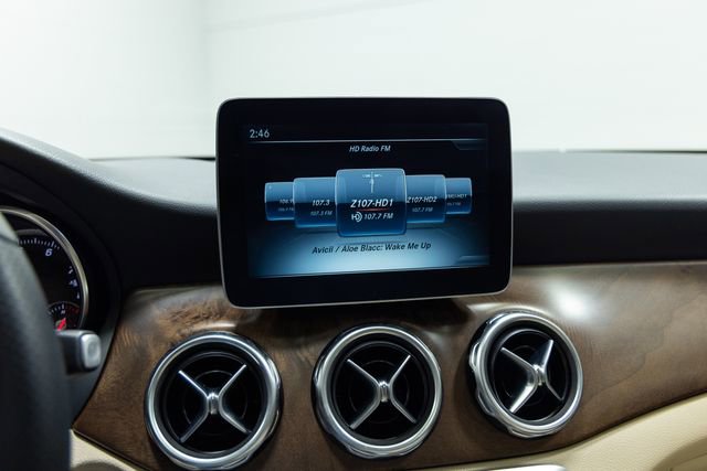 Used 2018 Mercedes-Benz GLA 250 4MATIC image 17