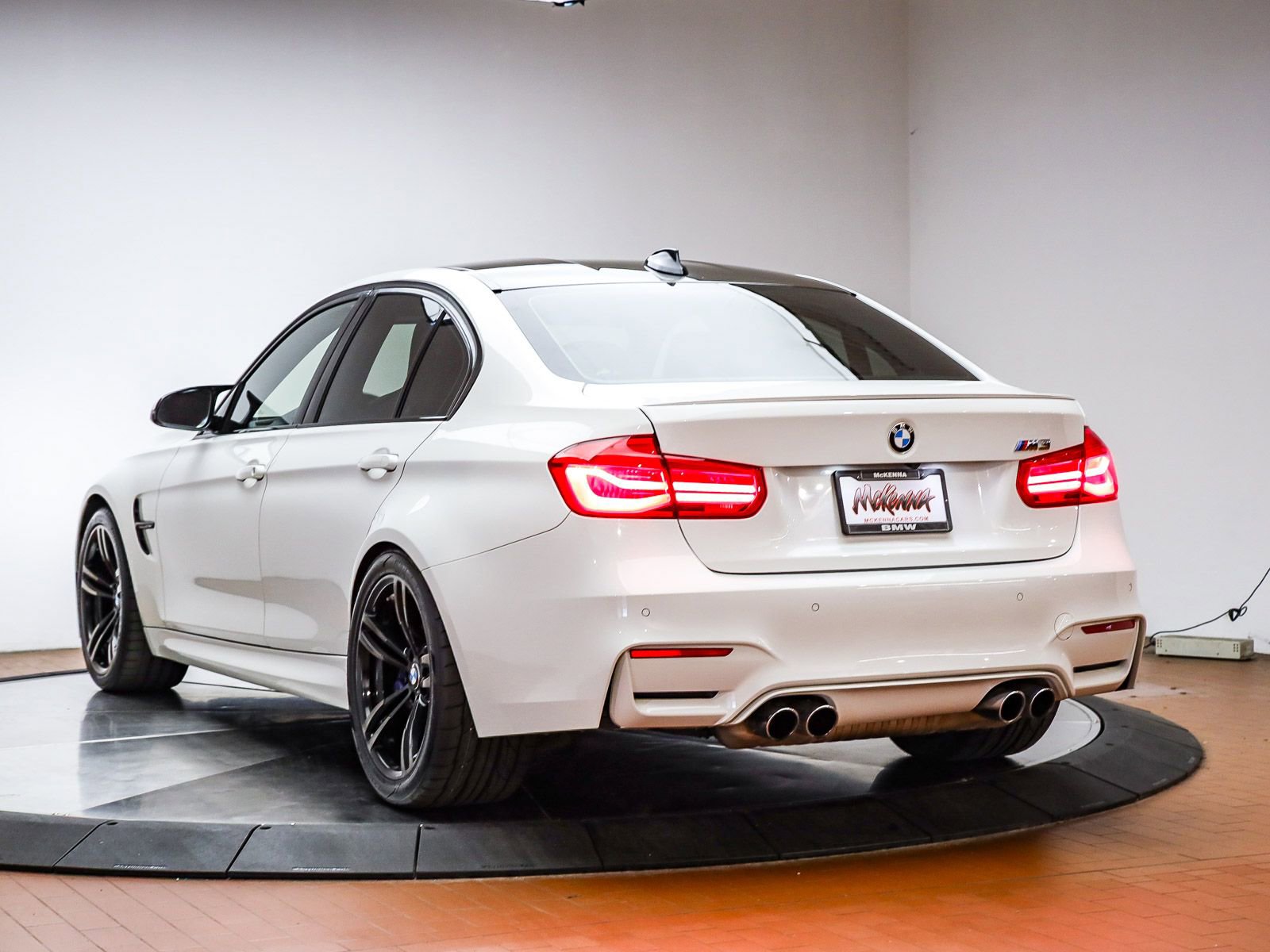 Used 2015 BMW M3 RWD image 12