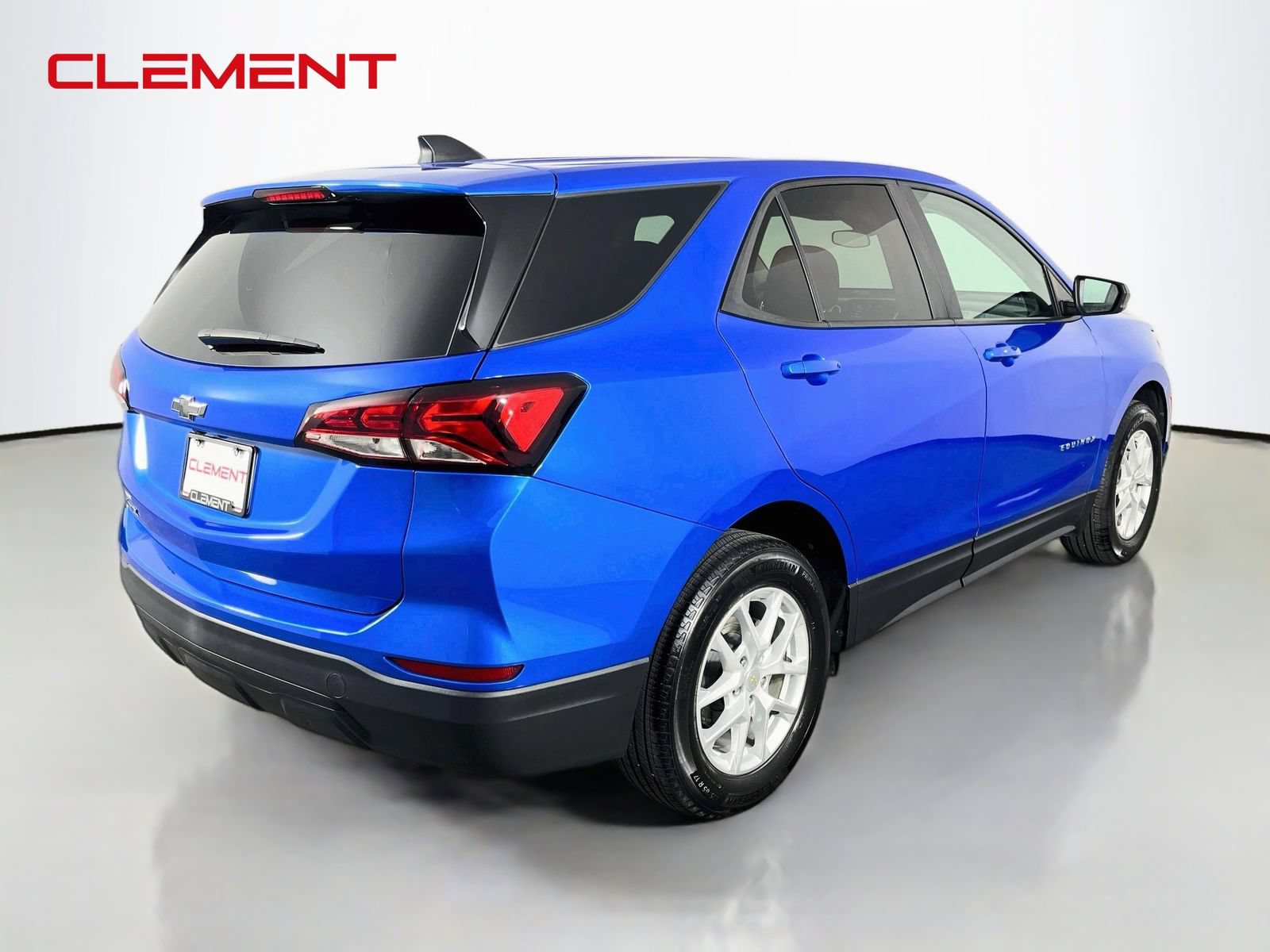 Used 2024 Chevrolet Equinox LS w/ LS Convenience Package FWD image 7