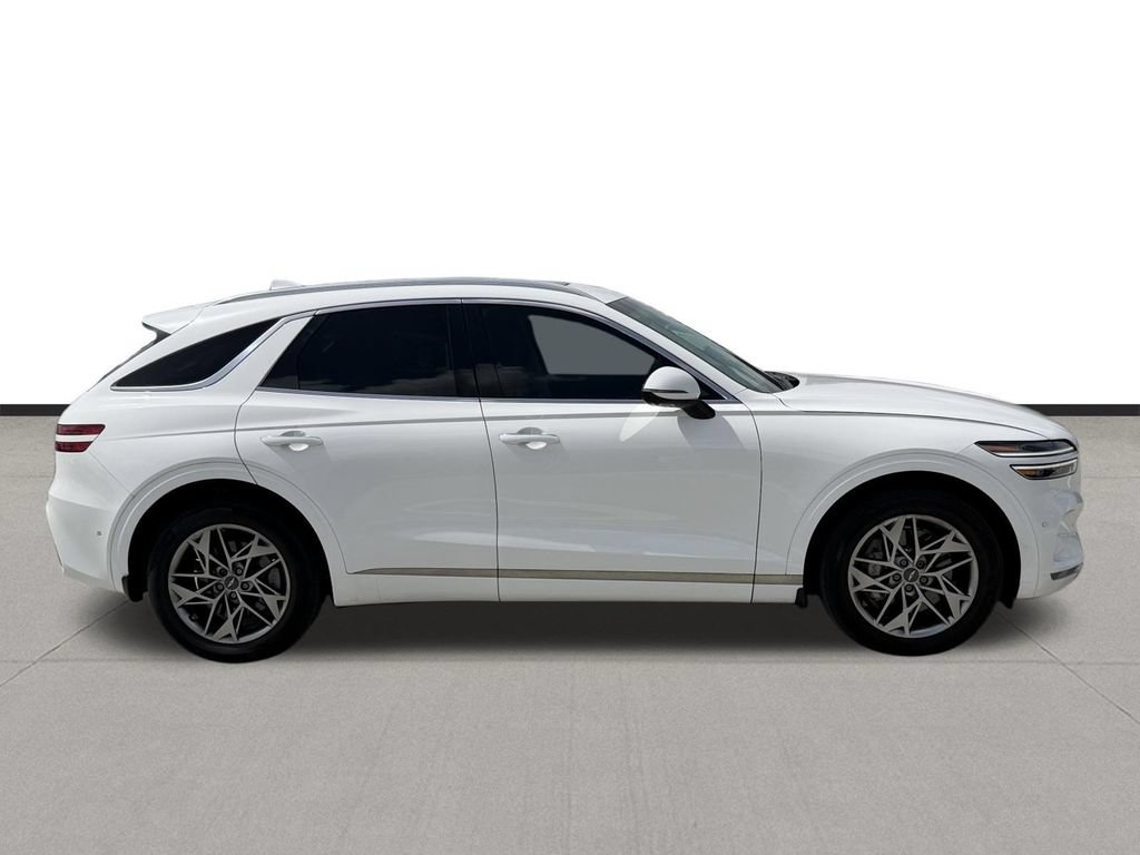 Used 2023 Genesis GV70 2.5T w/ Advanced Package AWD/4WD image 4