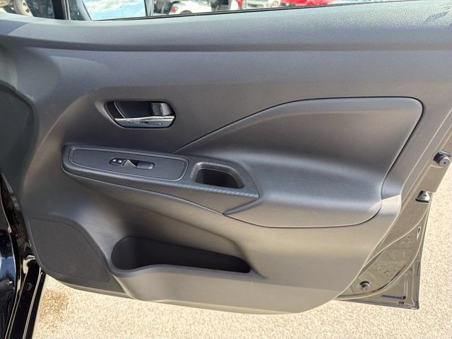 Used 2023 Nissan Versa SV FWD image 25