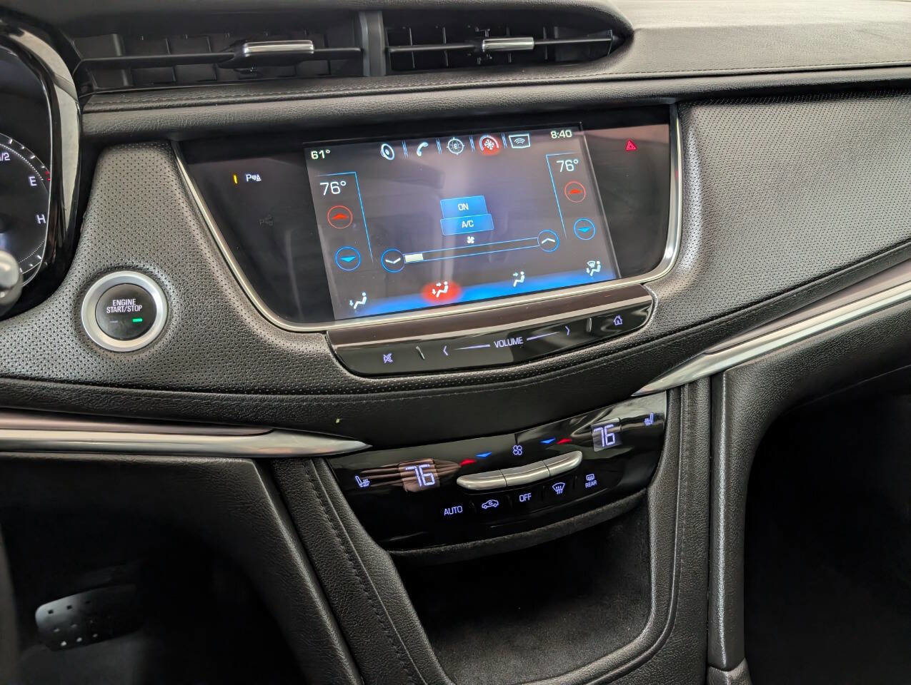 Used 2018 Cadillac XT5 Luxury AWD/4WD image 11