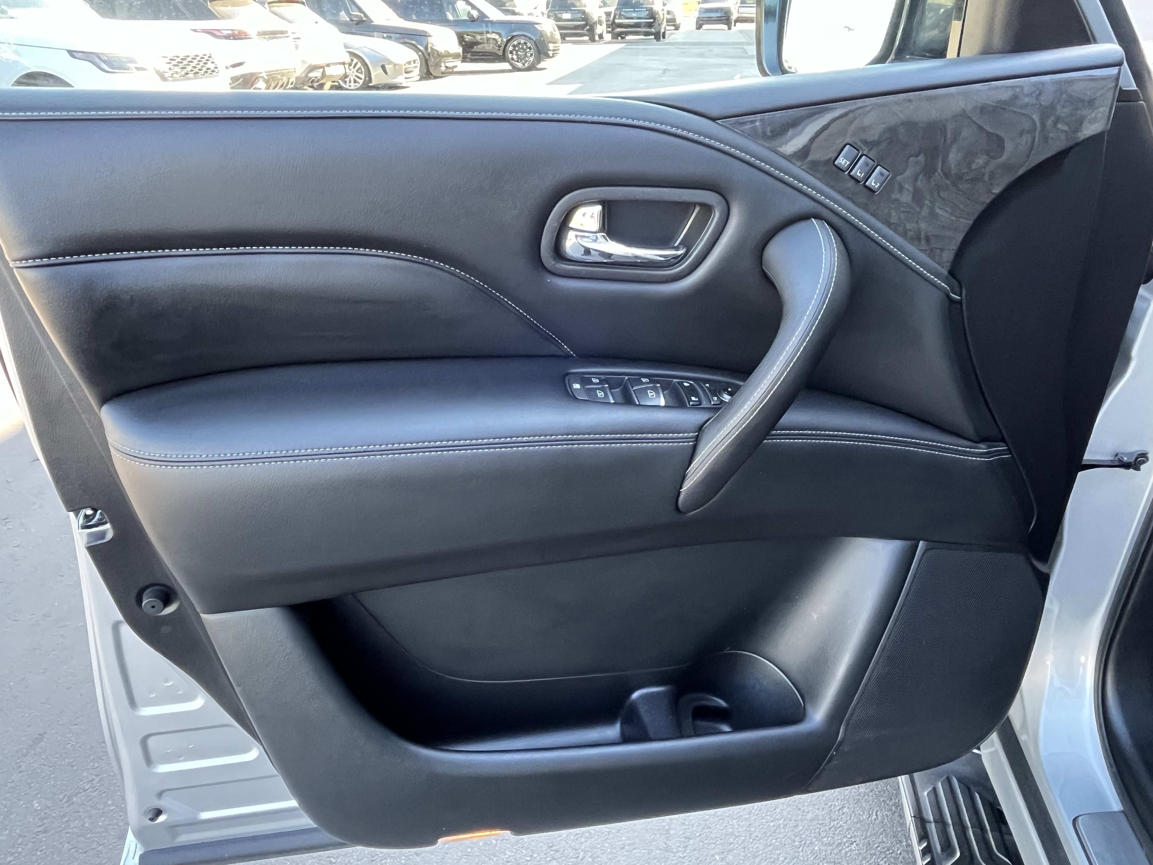 Used 2020 INFINITI QX80 Luxe w/ Proassist Package AWD/4WD image 14