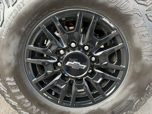 New 2026 Chevrolet Silverado 2500 ZR2 w/ LPO, Dark Essentials Package image 10