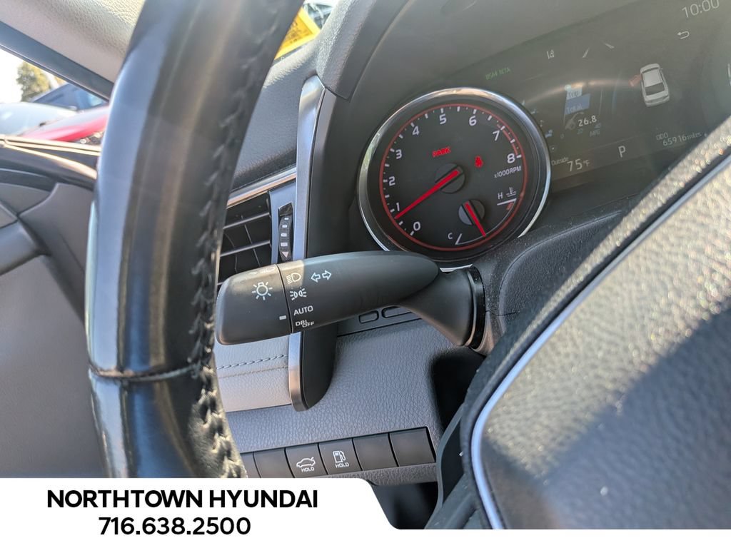 Used 2019 Toyota Camry XSE FWD image 27