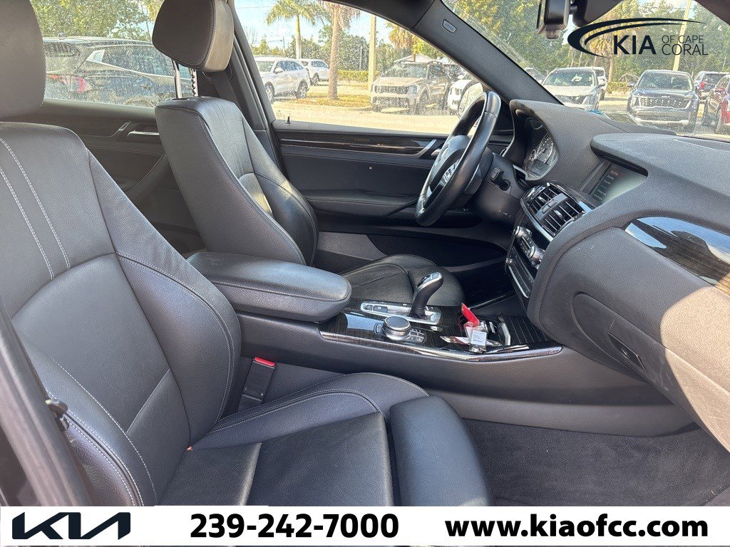 Used 2017 BMW X4 M40i image 11