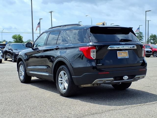 Certified 2023 Ford Explorer XLT w/ Equipment Group 202A AWD/4WD image 4