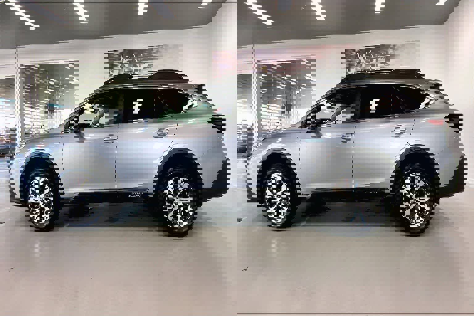 Used 2022 Subaru Outback Limited XT w/ Popular Package #2 image 3