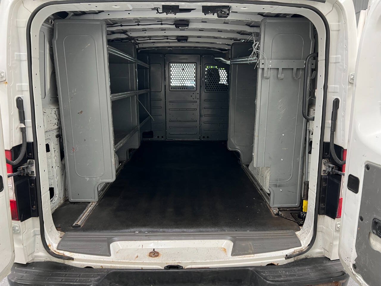 Used 2013 Nissan NV 2500 S w/ PWR Basic Pkg RWD image 11