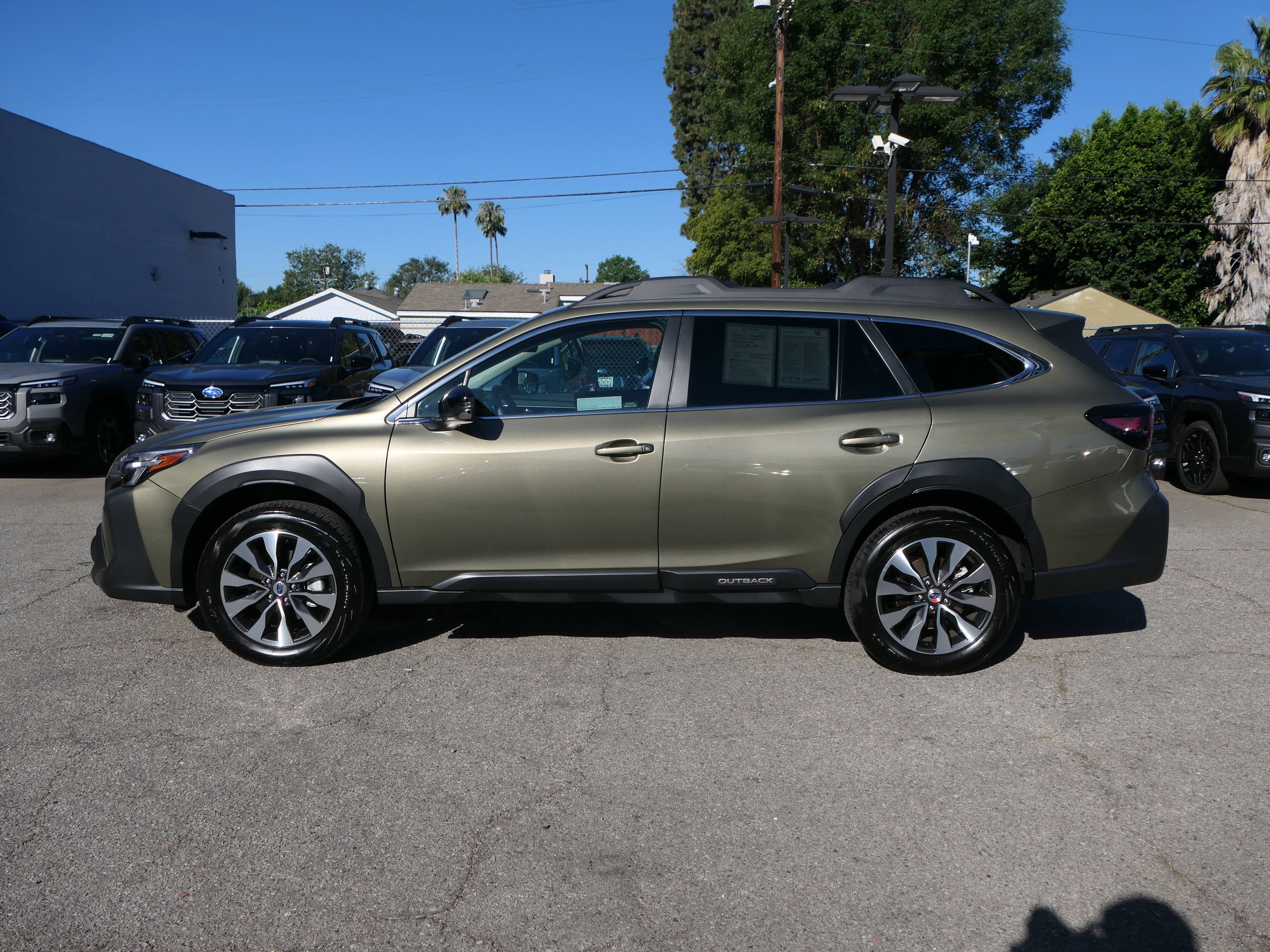 Certified 2025 Subaru Outback Limited XT w/ Tech Package 2 AWD/4WD image 2