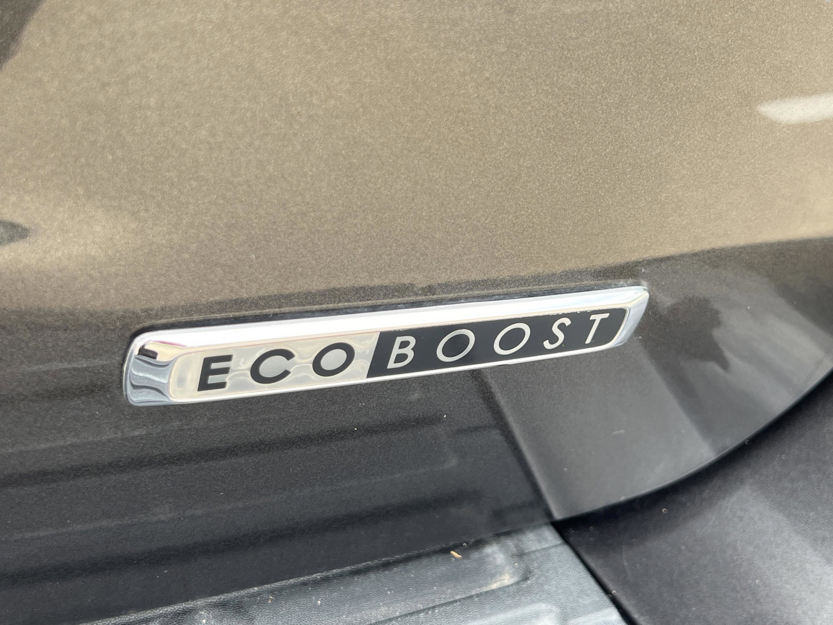 Used 2016 Lincoln Navigator Reserve image 13