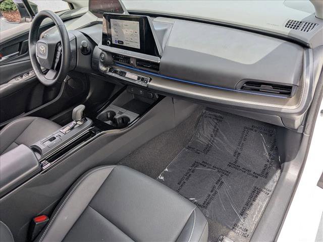 Used 2024 Toyota Prius XLE image 18
