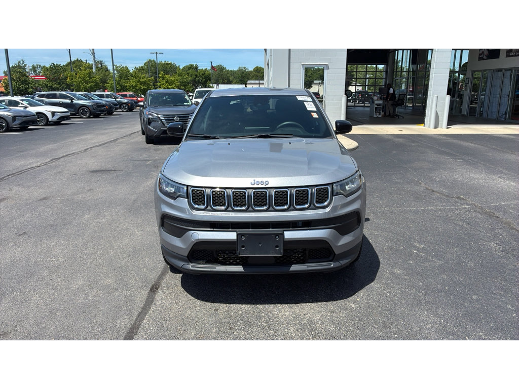 Used 2023 Jeep Compass Sport AWD/4WD image 8