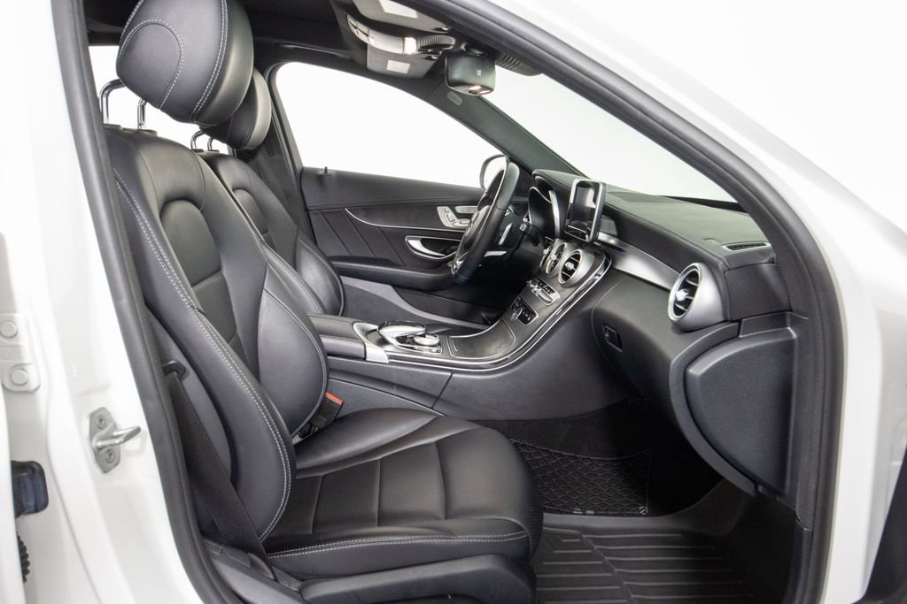 Used 2016 Mercedes-Benz C 300 Sedan image 8
