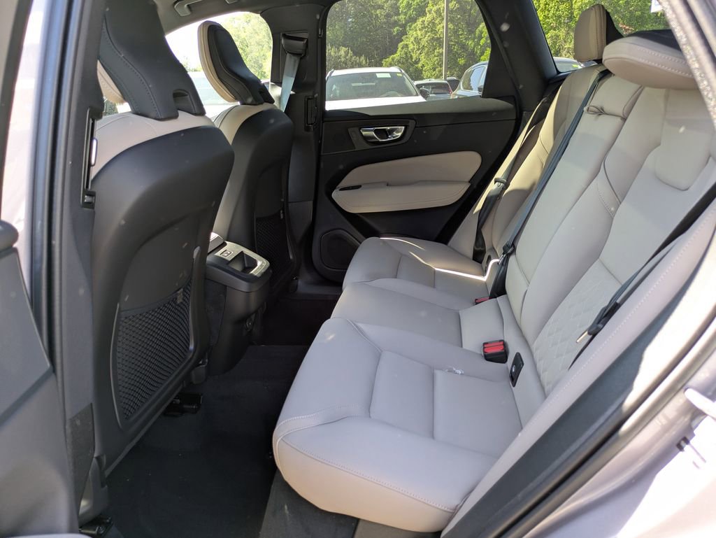 New 2026 Volvo XC60 B5 Plus w/ Protection Package Premier AWD/4WD image 15