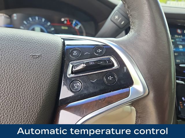 Used 2017 Cadillac Escalade Premium Luxury AWD/4WD image 8
