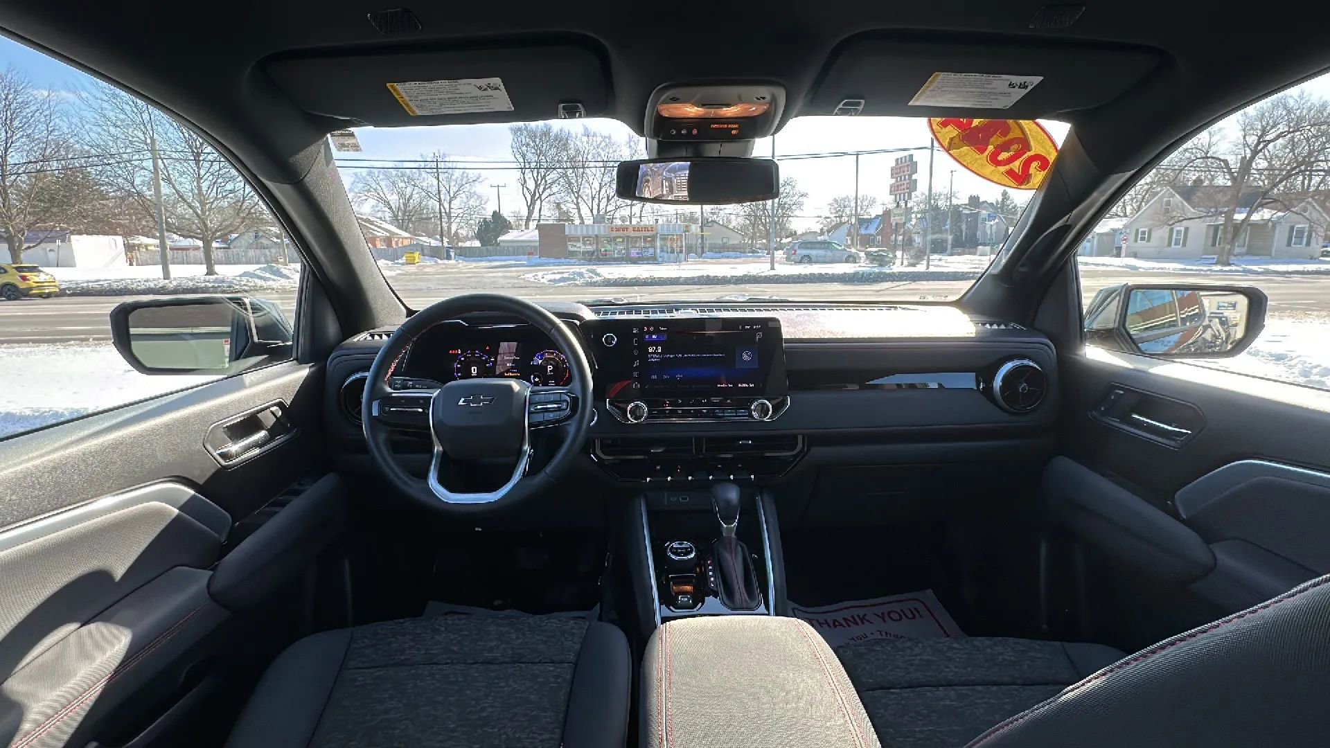 Used 2024 Chevrolet Colorado Z71 w/ Z71 Convenience Package 2 image 16