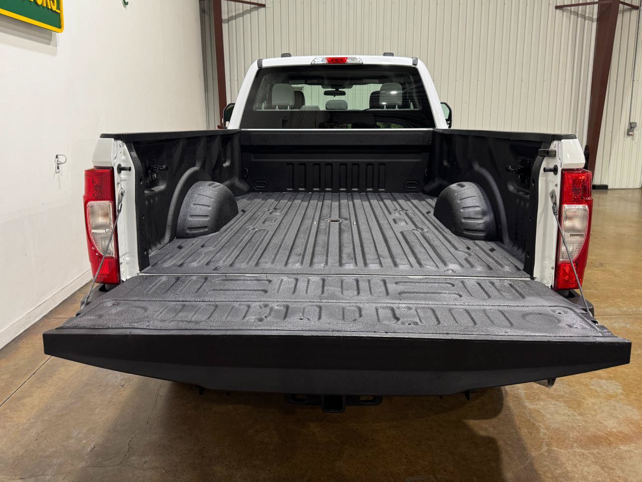 Used 2022 Ford F250 XL w/ Power Equipment Group AWD/4WD image 46