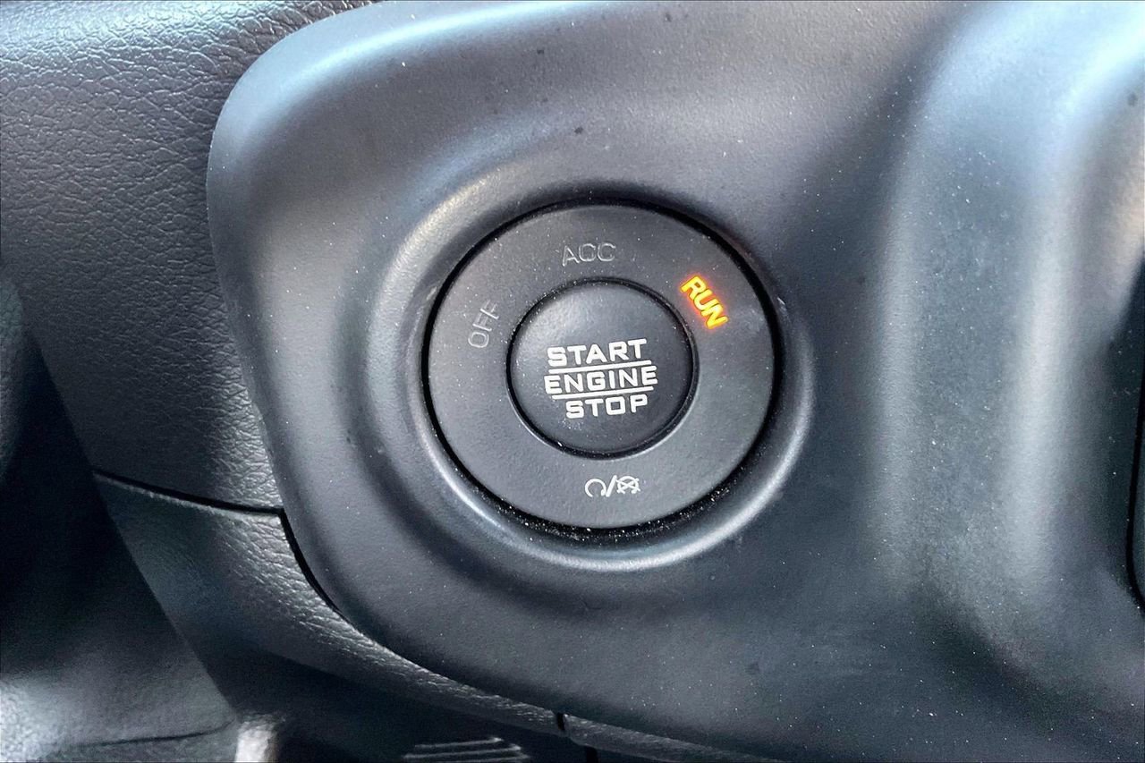 Certified 2021 Jeep Wrangler Unlimited Rubicon w/ Xtreme Recon 35" Tire Package image 28