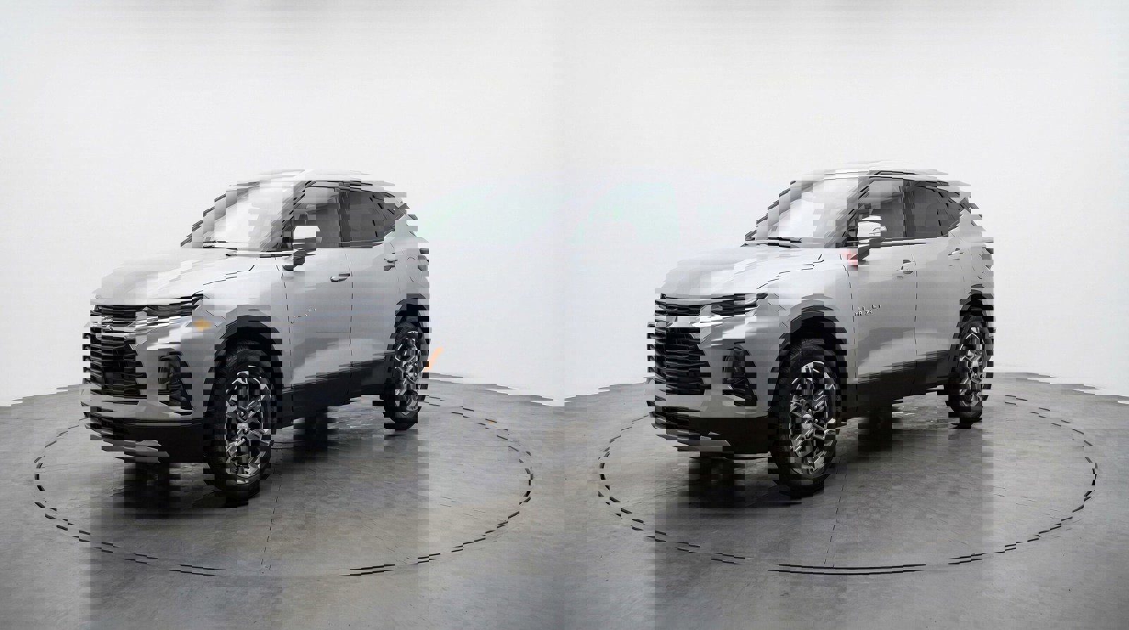 Used 2025 Chevrolet Blazer LT image 3