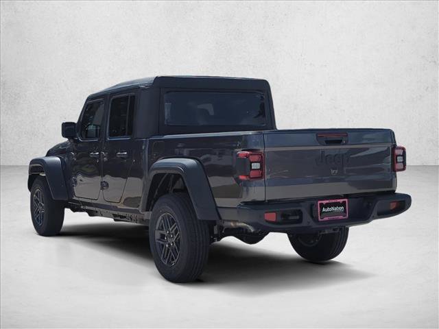 Certified 2025 Jeep Gladiator Sport AWD/4WD image 9