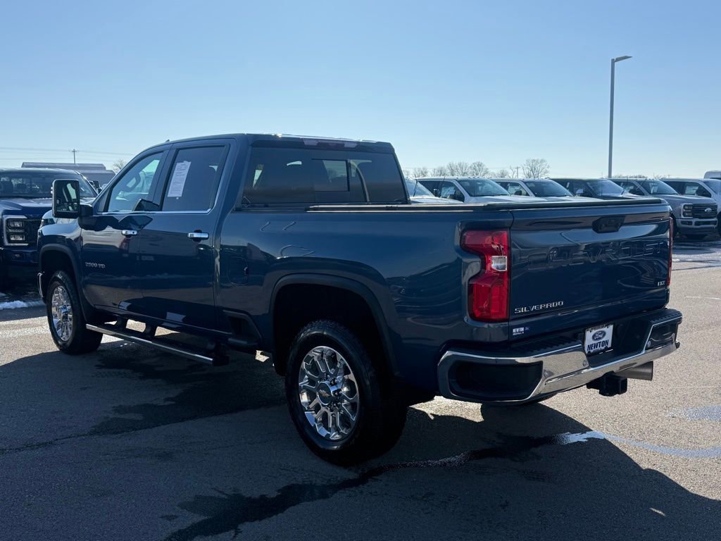 Used 2024 Chevrolet Silverado 2500 LTZ w/ LTZ Plus Package image 37