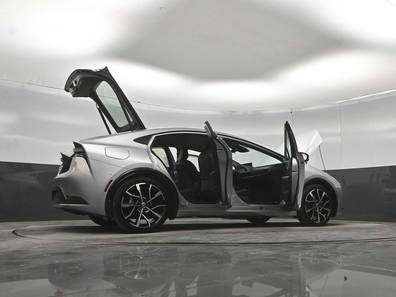 Used 2026 Toyota Prius Plug-In Hybrid w/ Limited Premium Package FWD image 43