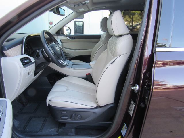 Used 2021 Hyundai Palisade Limited w/ Cargo Package image 17