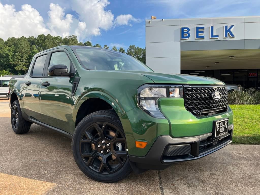 New 2025 Ford Maverick XLT w/ Black Appearance Package