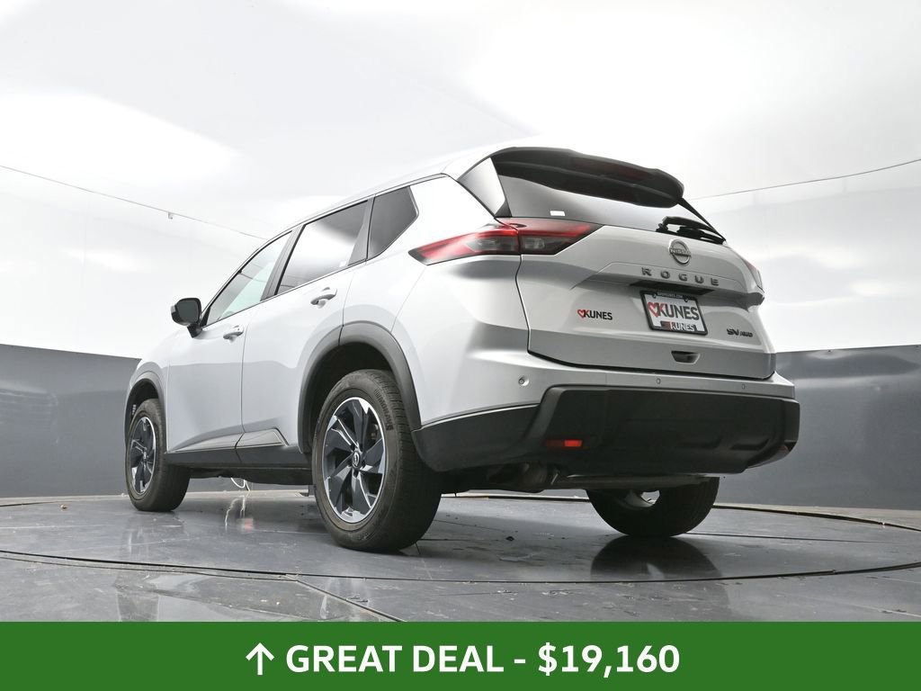 Used 2024 Nissan Rogue SV image 56