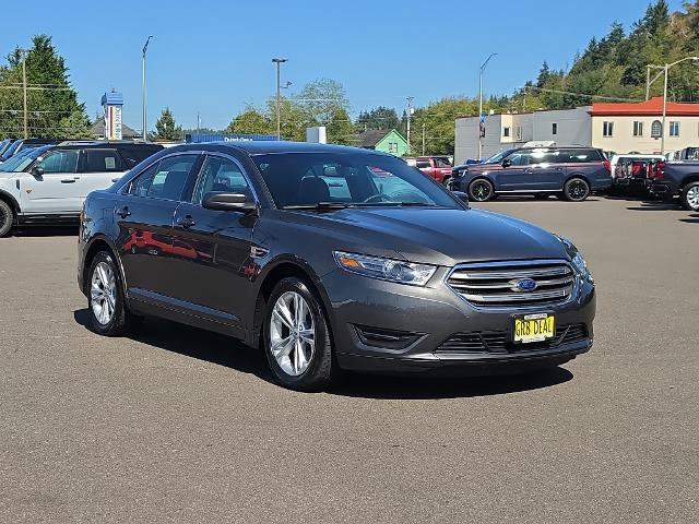 Certified 2017 Ford Taurus SEL w/ Equipment Group 201A FWD image 2