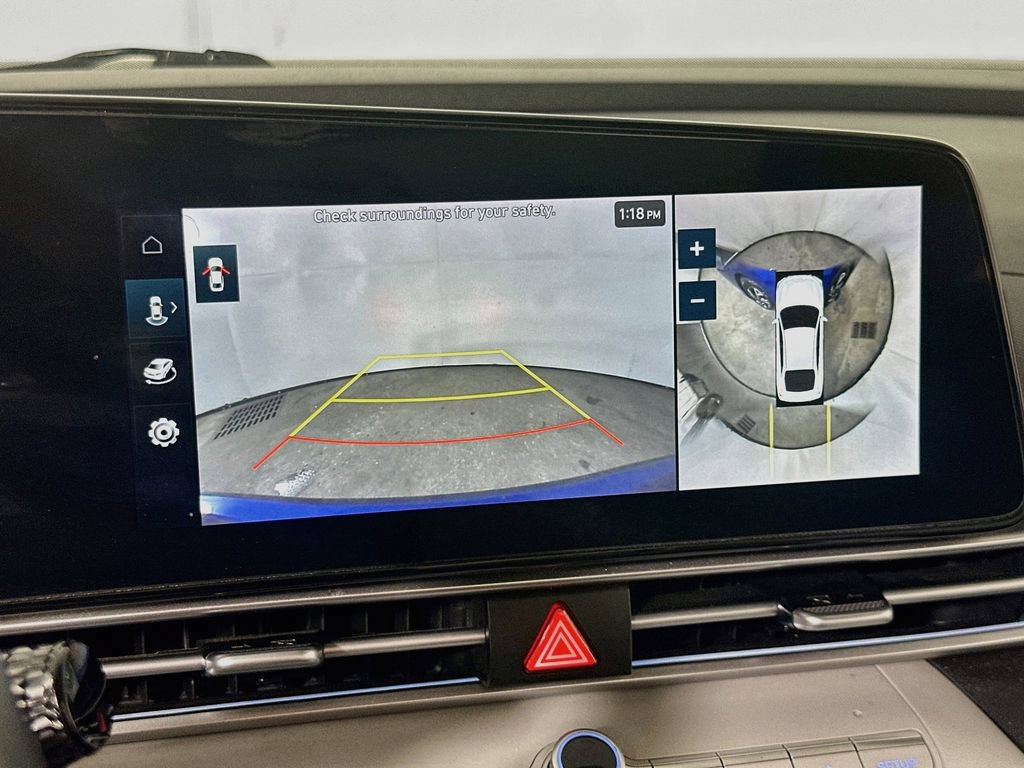 Used 2024 Hyundai Elantra Limited FWD image 11