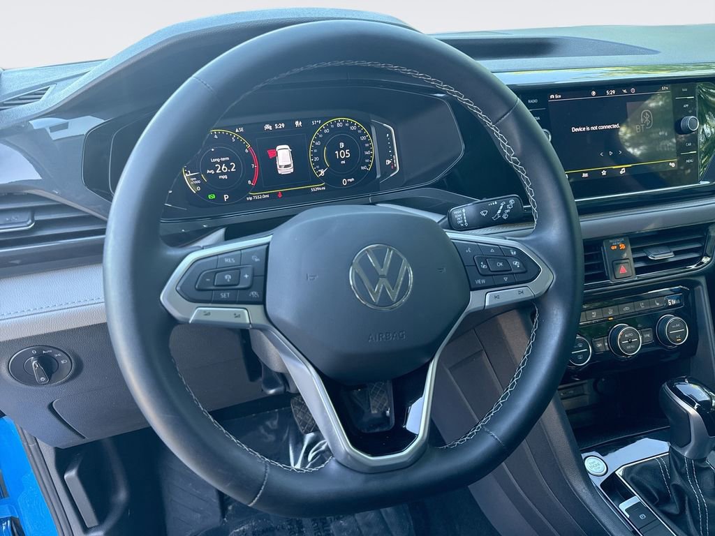 Used 2022 Volkswagen Taos SEL w/ Panoramic Sunroof Package AWD/4WD image 11