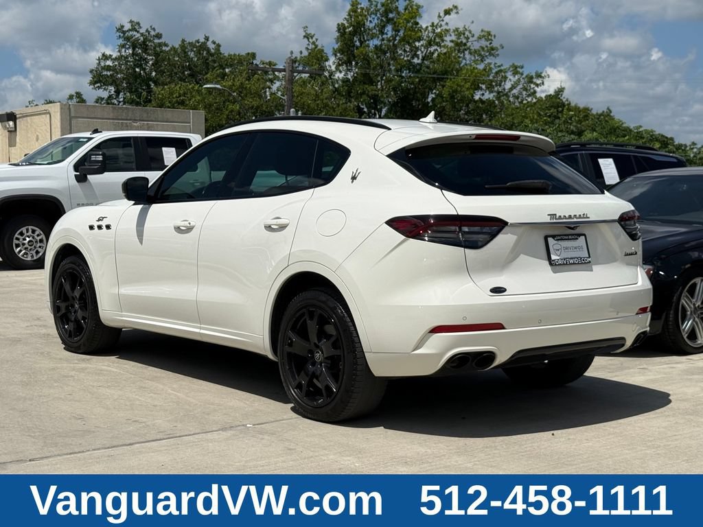 Used 2022 Maserati Levante GT AWD/4WD image 8