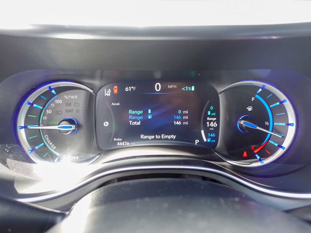 Used 2021 Chrysler Pacifica Limited w/ Premium & Safety Sphere Group image 13