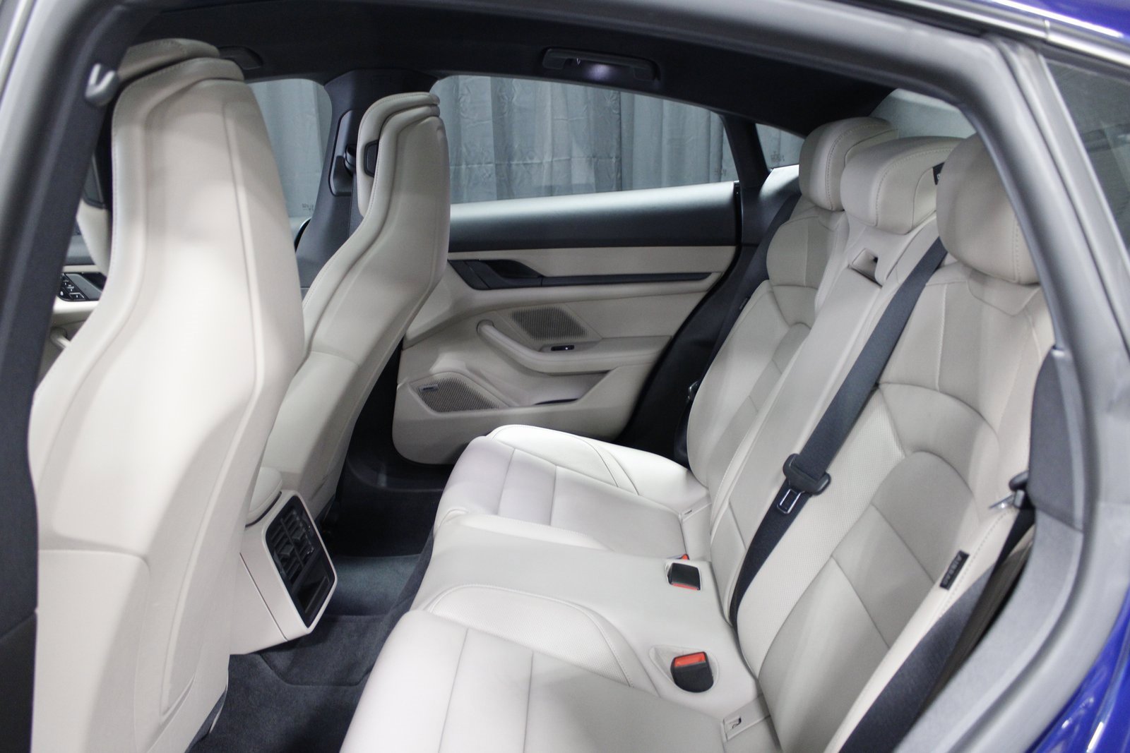 Certified 2021 Porsche Taycan image 21