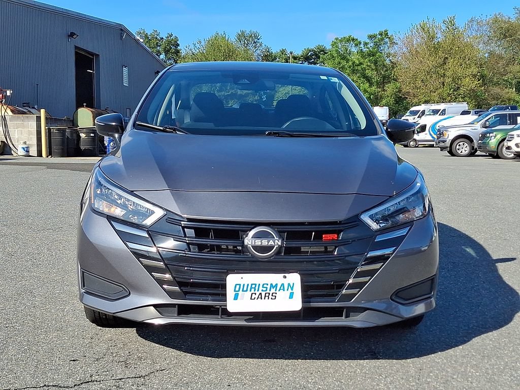 Used 2024 Nissan Versa SR FWD image 2