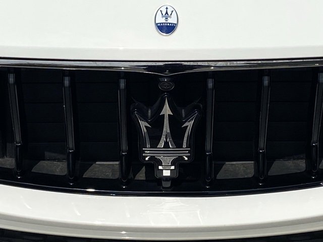 New 2024 Maserati Levante GT Ultima image 11