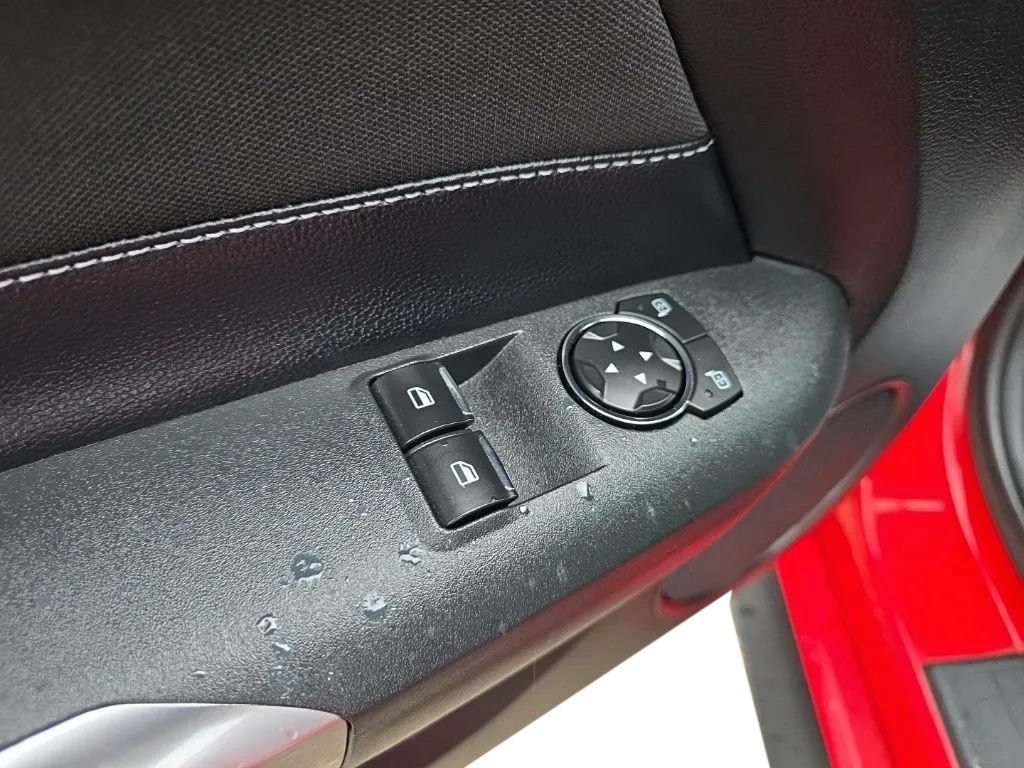 Used 2021 Ford Mustang Coupe RWD image 12