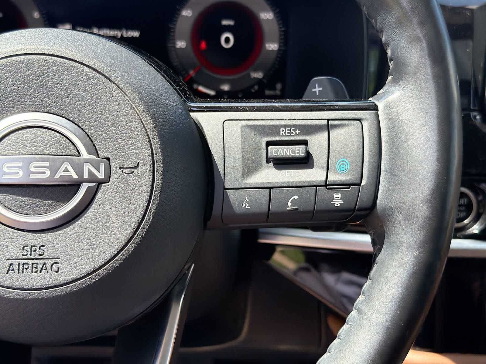 Used 2023 Nissan Pathfinder Platinum AWD/4WD image 22